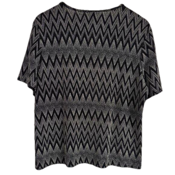 Modern Essentials Women’s Size XL Black Zig Zag Print Short Sleeve Top - Picture 2 of 6